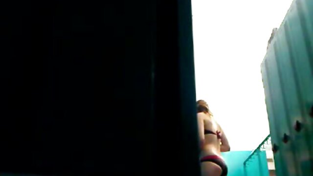 Гайхалтай : Хайртай бяцхан шаргал хүүхэлдэй нь түүний бүдүүлэг stepbro нь rammed авдаг Хөргөх порно кино